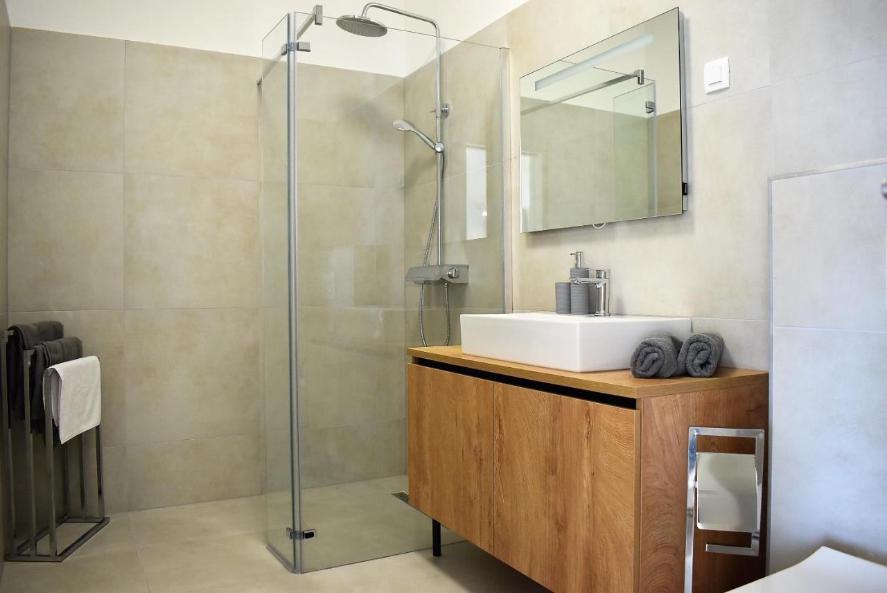 Apartment Aci Marina Rab Banjol Εξωτερικό φωτογραφία