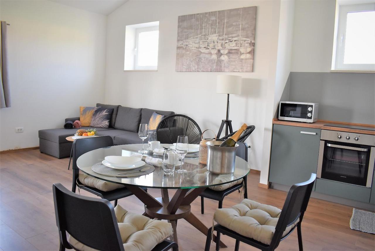 Apartment Aci Marina Rab Banjol Εξωτερικό φωτογραφία