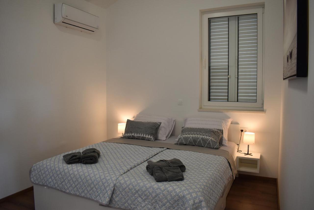 Apartment Aci Marina Rab Banjol Εξωτερικό φωτογραφία
